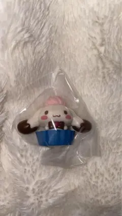 サンリオキャラクター　チョコレートドール