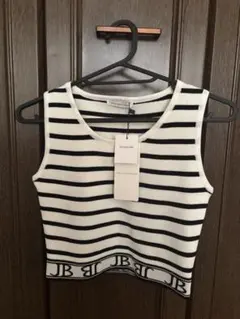 julia boutique タンクトップ　新品のサムネイル