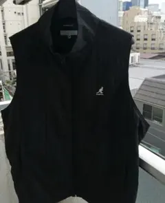 ナイロンベスト　ブラック　おしゃれ