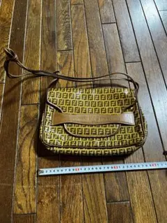 フェンディ　レディース　ショルダーバックのサムネイル