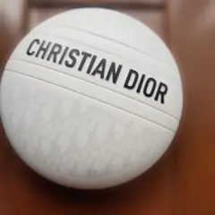 Christian Dior ハンドクリームのサムネイル