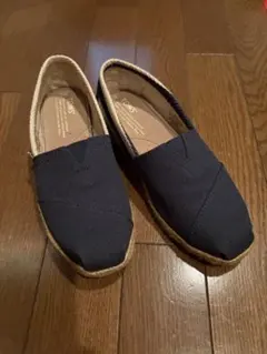 TOMS キャンバス ネイビー W6 23cm