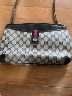 Gucci GGモノグラム ショルダーバッグヴィンテージ