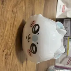 ちいかわ カプセルトイ モモンガ　貯金箱