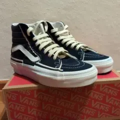 Item thumbnail for item 7bbb1ca9-517e-4d3c-860a-050384b34292