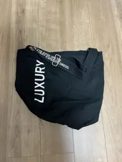 LUXURY トートバッグ 黒 A4サイズ収納