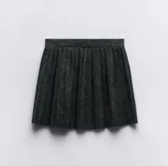 プリーツ入りダークグレーミニスカート