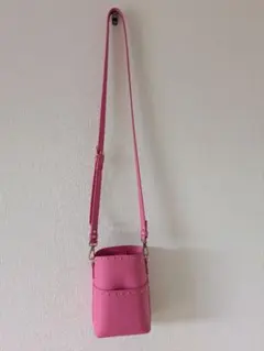 【2/28まで出品 最終価格】Samantha Thavasa スマホショルダー