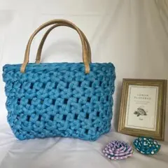 Item thumbnail for item 3f4f1e11-4fd1-4a77-b71f-5175a1902d18