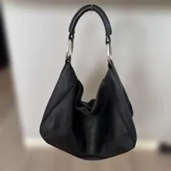 サザビー　SAZABY ショルダーバッグ　レディース　黒　牛革