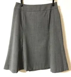 9号　グレー ストライプ フレアスカート