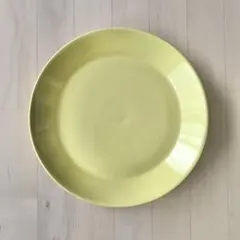 イッタラ　ティーマ　プレート　イエロー　17cm　スコープ　別注　春　ひよこ色