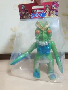 バンダイ ウルトラマン ブルマァク 怪獣シリーズ バルタン星人と蛍光