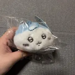 ちいかわ ほわほわマスコット 寝そべり ハチワレ