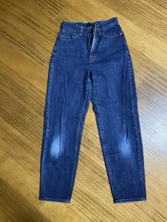 UNIQLO JEANS ダークブルー ストレートデニム