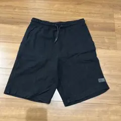 ZARA 黒 半ズボン 164センチ