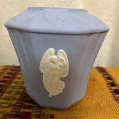 WEDGWOOD ジャスパー ペールブルー 一輪挿し 花瓶 英国製 箱付きのサムネイル