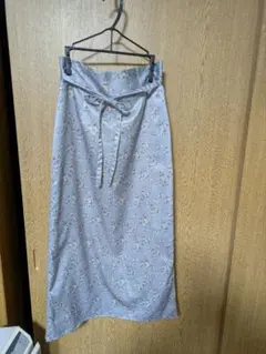 マジェスティックレゴングレー 花柄 タイトスカート Fサイズ