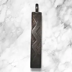 ヴィンテージ風 ネックレストップ シルバー 幾何学模様 5g ペンダントトップ