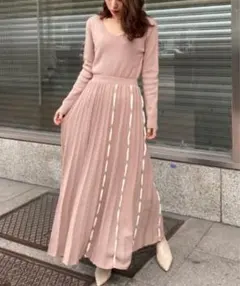 【美品】リエンダ 秋ワンピ リボンストライプニットワンピース 長袖ベージュ