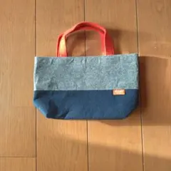 Item thumbnail for item 2f607856-56a7-4b53-bc9e-16e1f3201cf6