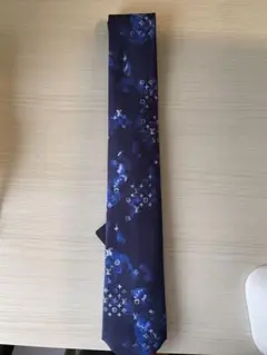 【極美品】ルイヴィトン ネクタイ モノグラム ウォーターカラー ブルー 箱付き