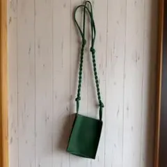 Item thumbnail for item 50f4c1cf-4eab-47f7-a66c-c0a14f6f8dbd