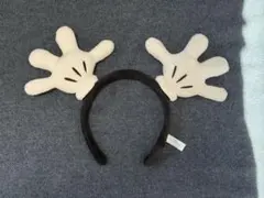 ミッキー手型カチューシャ　ディズニー