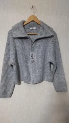 新品■ZIP襟ニットカーデ　Mサイズ