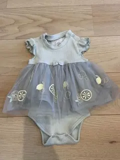 レモン柄刺繍ロンパース