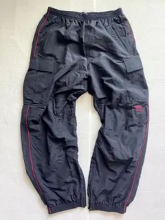 balenciaga cargo pants nylon logo blackのサムネイル