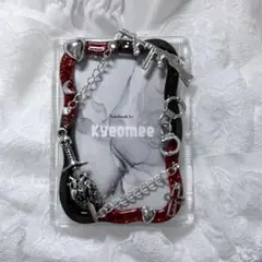 トレカキーホルダー ハンドメイド 赤黒 メタル