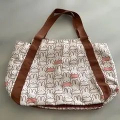 ミッフィー 総柄 トートバッグ ブラウン　マザーバック　保育園バックのサムネイル