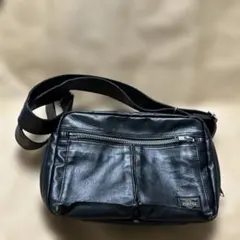 値下げしました！　PORTER 吉田カバン　ブラックレザー ショルダーバッグのサムネイル