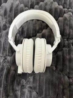 【美品】Audio-Technica ATH-M50x ホワイト ヘッドホン本体のサムネイル
