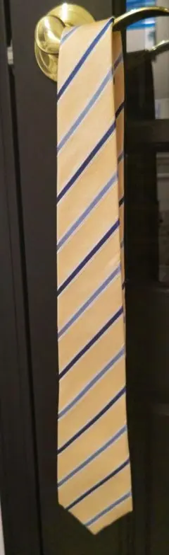 THE SUIT COMPANY シルク100% ネクタイのサムネイル