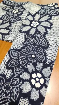 手縫い 総絞り 花柄 白紺 夏着物 アンティーク 大人浴衣 シンプル 有松