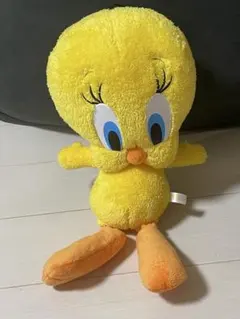 ルーニー・テューンズ ギガジャンボぬいぐるみ “トゥイーティー”