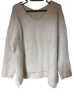 vネック ニット