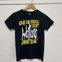 ONE OK ROCK ワンオク　2017ヨーロッパツアートレーナー　Tシャツ ONE OK ROCK】 ワンオク 2017 ツアーTシャツ 半袖 ロゴ - メルカリ