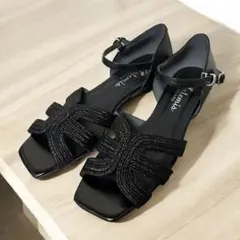 美品DIANA アルテミス　バイ　ダイアナ　アンクルストラップセパレートサンダルのサムネイル