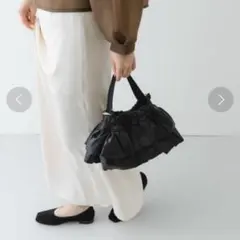 RODE SKO フリルメタリックミニバッグ シルバー ショルダー 2WAY 黒