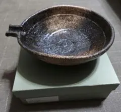 Item thumbnail for item 913112dc-0621-42ca-b4af-b00384f2ffe9