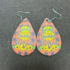 ハロウィン ピアス レディース 両耳 かぼちゃ