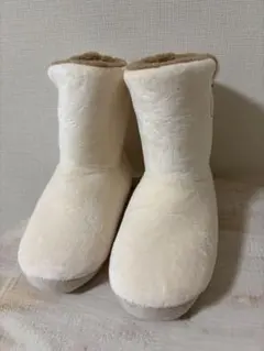ルームシューズ もこもこ スリッパ 冬暖かい 洗える ルームブーツ ボアスリッパ