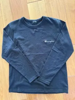 Champion トップス