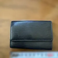 LOUIS VUITTON エピ キーケース ブラック
