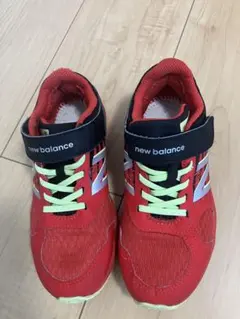 new balance キッズシューズ 赤黒ハンゾー