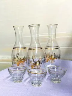 【美品】 昭和レトロ　アンティーク　ガラス製　蓮　金彩　徳利＆お猪口セット