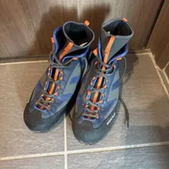 Item thumbnail for item 55c2bdc8-26b1-441c-87b2-0156171cd7e0